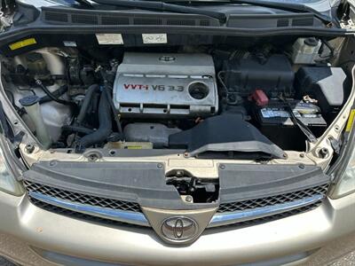 2004 Toyota Sienna XLE 7 Passenger - Photo 9 - Jacksonville, FL 32211