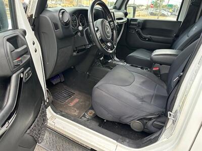 2012 Jeep Wrangler Unlimited Sahara   - Photo 11 - Jacksonville, FL 32211