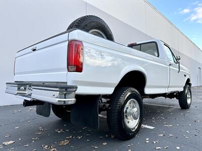 1997 Ford F-350 4WD 5SPD REG CAB 2 DR XL   - Photo 15 - Happy Valley, OR 97086