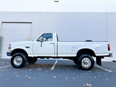 1997 Ford F-350 4WD 5SPD REG CAB 2 DR XL   - Photo 2 - Happy Valley, OR 97086