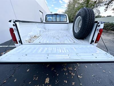 1997 Ford F-350 4WD 5SPD REG CAB 2 DR XL   - Photo 21 - Happy Valley, OR 97086