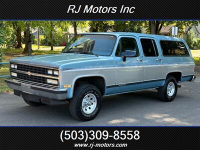 1990 Chevrolet Suburban V1500 4dr V1500  