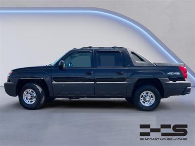 2005 Chevrolet Avalanche 2500 LT   - Photo 2 - Stratham, NH 03885