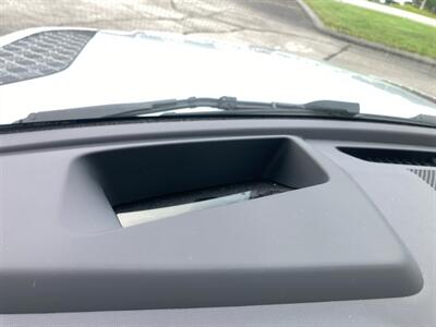 2024 Land Rover Defender 90 P400 X-Dynamic SE   - Photo 20 - Stratham, NH 03885