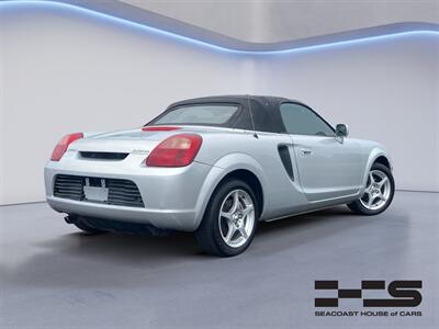 2001 Toyota MR2 Spyder   - Photo 5 - Stratham, NH 03885