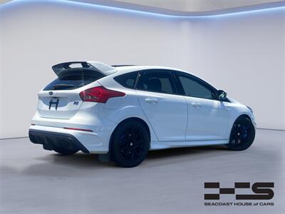 2017 Ford Focus RS   - Photo 5 - Stratham, NH 03885