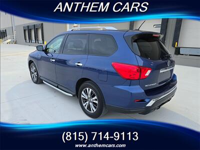 2017 Nissan Pathfinder SV   - Photo 8 - Elwood, IL 60421