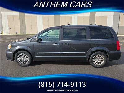 2012 Chrysler Town and Country Limited   - Photo 2 - Elwood, IL 60421