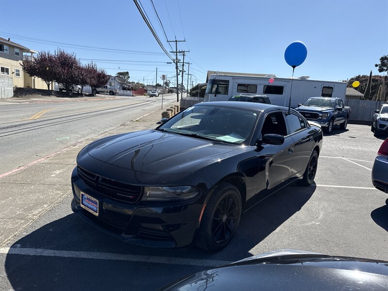 2019 Dodge Charger SXT  