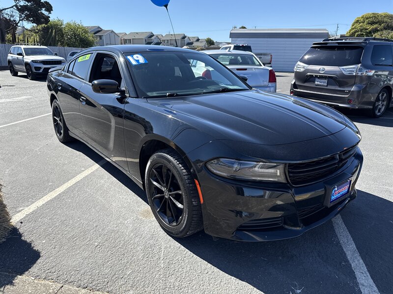 2019 Dodge Charger SXT  