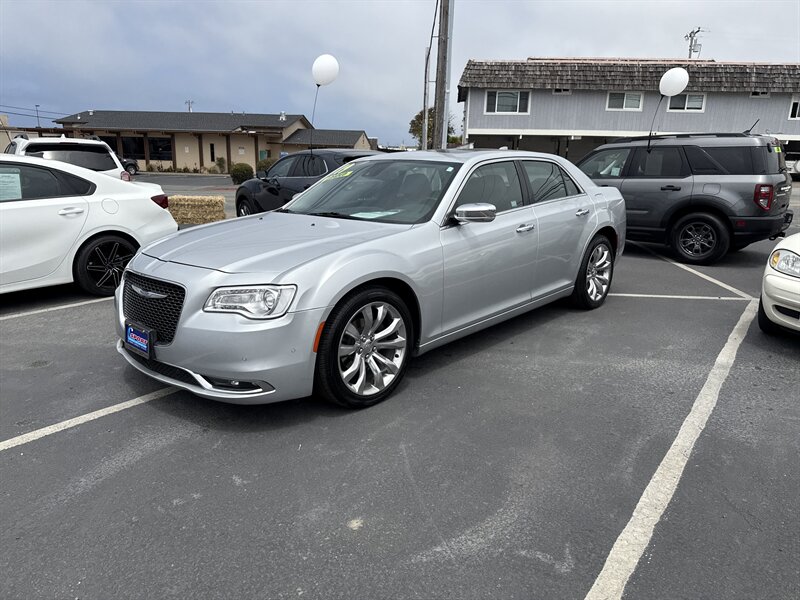 2019 Chrysler 300 Limited  