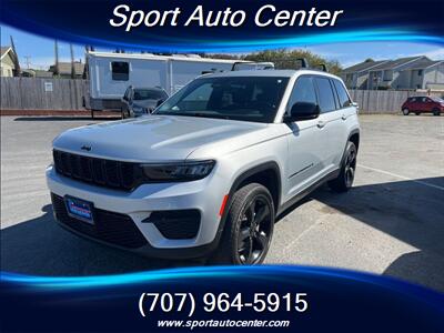 2022 Jeep Grand Cherokee Altitude  