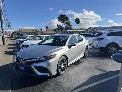 2021 Toyota Camry SE  