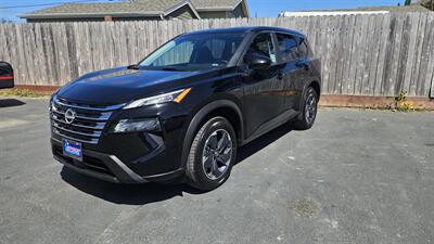2024 Nissan Rogue SV Wagon