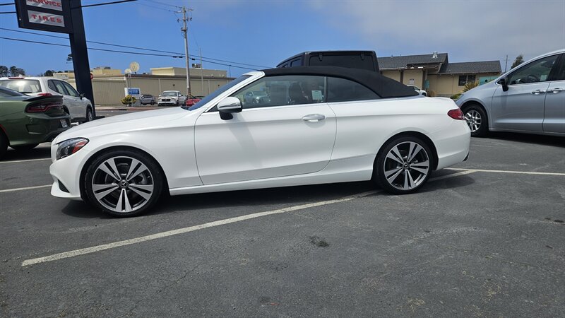 2017 Mercedes-Benz C 300  