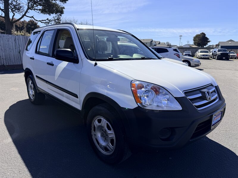 2005 Honda CR-V LX  
