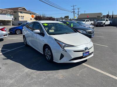 2016 Toyota Prius Three  