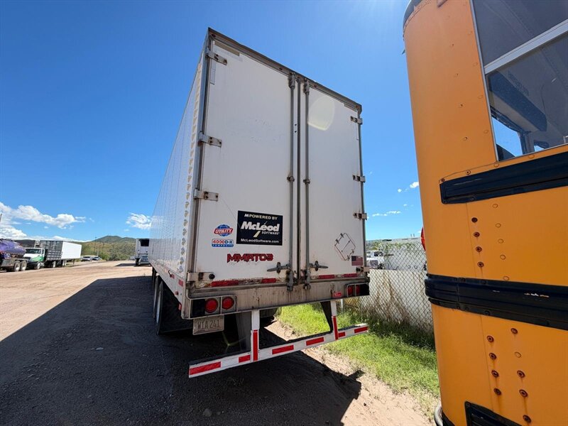 2011 Utility Trailer Mfg. Co. Dry Van 53 ft × 102 in - Photo 4 - Nogales, AZ 85621