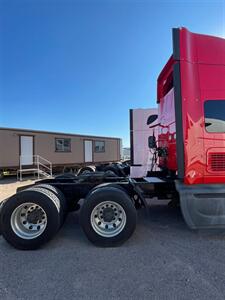 2017 International Prostar+ 122   - Photo 7 - Nogales, AZ 85621