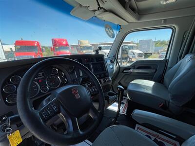 2018 Kenworth T680   - Photo 8 - Nogales, AZ 85621