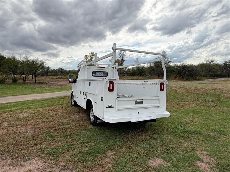 2019 Chevrolet Express 3500 - Photo 8 - Nogales, AZ 85621