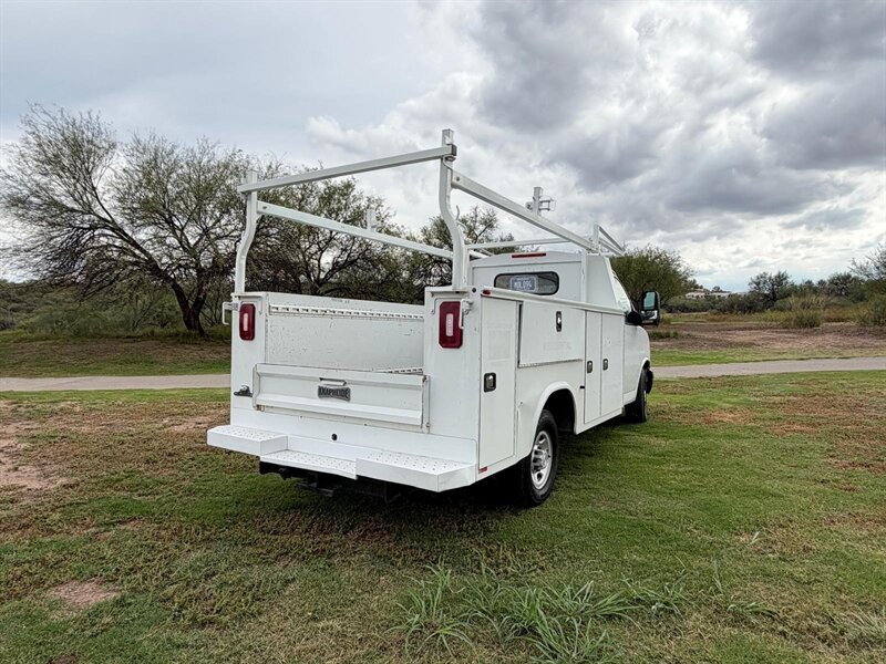 2019 Chevrolet Express 3500 - Photo 10 - Nogales, AZ 85621