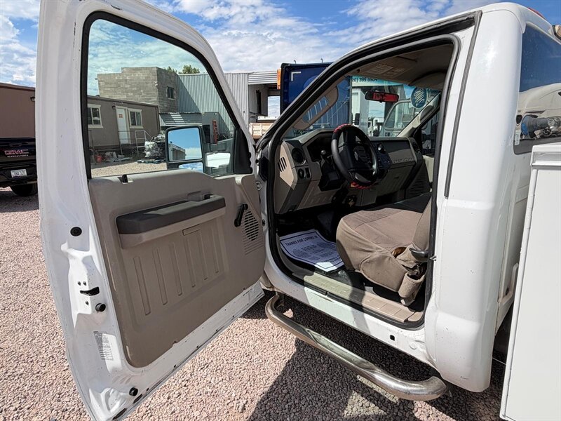 2008 Ford F-250 Super Duty XL - Photo 9 - Nogales, AZ 85621