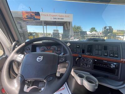 2011 Volvo VNL   - Photo 9 - Nogales, AZ 85621