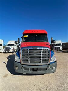 2017 Freightliner Cascadia 113SLP  