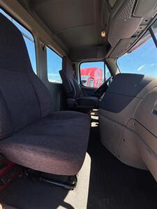 2018 Freightliner Cascadia - Photo 16 - Nogales, AZ 85621