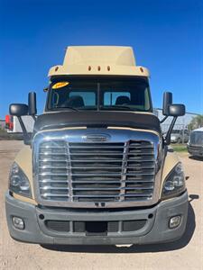 2016 Freightliner Cascadia 125  PX125064T