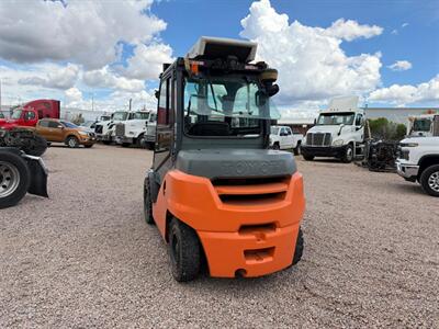 2018 Toyota Forklift 8FD40U - Photo 4 - Nogales, AZ 85621