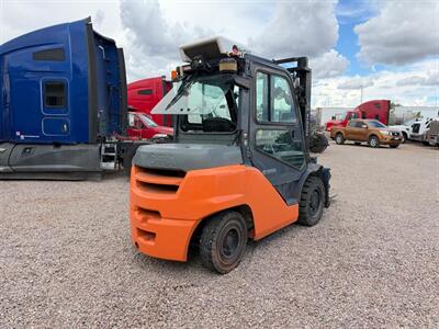 2018 Toyota Forklift 8FD40U - Photo 5 - Nogales, AZ 85621