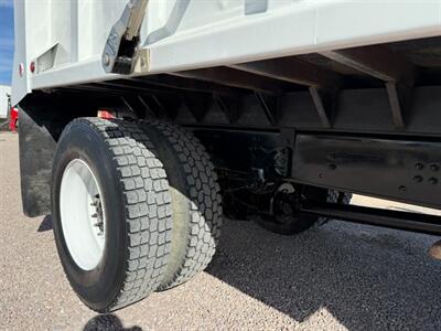 2007 Freightliner M2 106 - Photo 10 - Nogales, AZ 85621