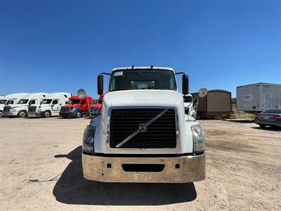 2007 Volvo VNL64T  