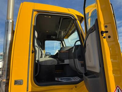 2012 Volvo VNL - Photo 12 - Nogales, AZ 85621