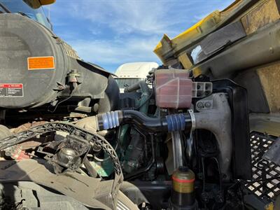 2012 Volvo VNL - Photo 17 - Nogales, AZ 85621