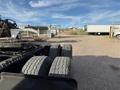 2012 Volvo VNL - Photo 6 - Nogales, AZ 85621