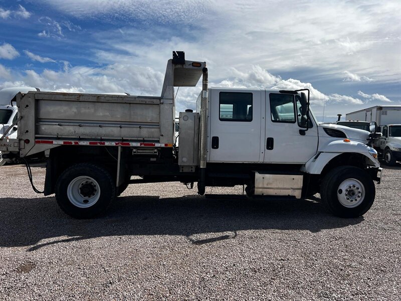 2016 International WorkStar 7400 Dump Truck - Photo 6 - Nogales, AZ 85621