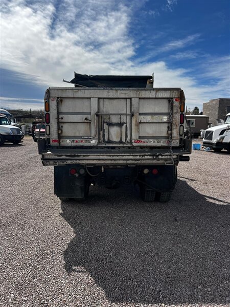 2016 International WorkStar 7400 Dump Truck - Photo 8 - Nogales, AZ 85621