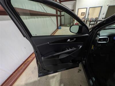 2016 Kia Sorento LX V6   - Photo 31 - Edmond, OK 73003