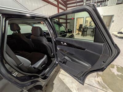 2016 Kia Sorento LX V6   - Photo 33 - Edmond, OK 73003