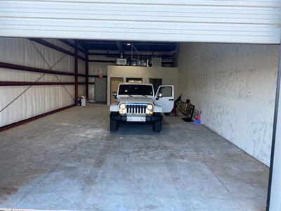 2015 Jeep Wrangler Unlimited Sahara   - Photo 15 - Edmond, OK 73003