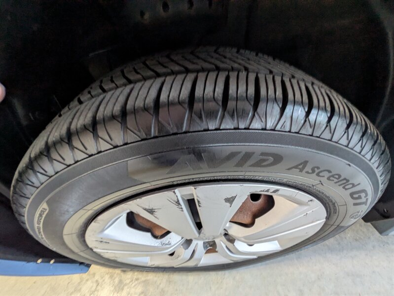 2010 Subaru Legacy 2.5i - Photo 28 - Edmond, OK 73003