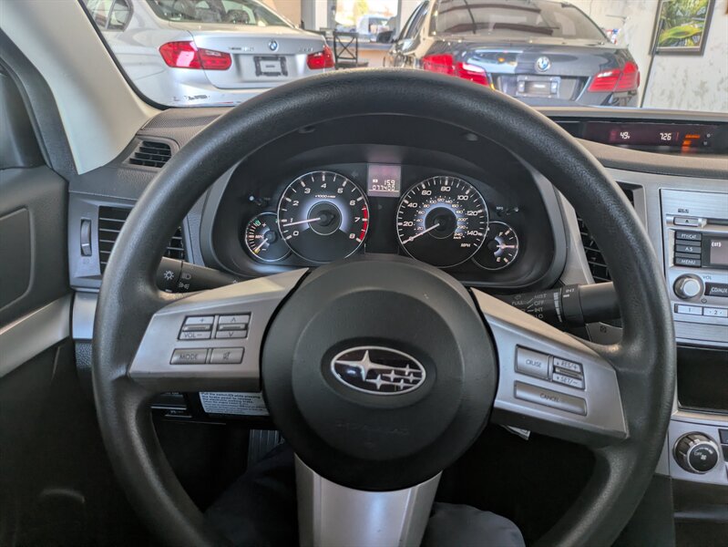 2010 Subaru Legacy 2.5i - Photo 33 - Edmond, OK 73003