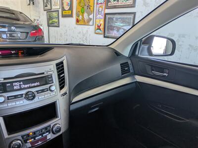 2010 Subaru Legacy 2.5i - Photo 35 - Edmond, OK 73003