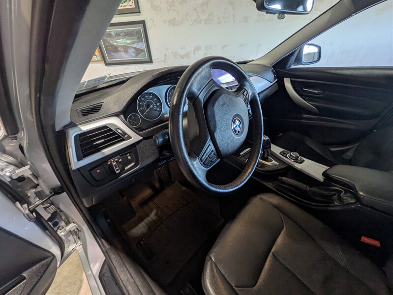 2013 BMW 3 Series 328xi xDrive - Photo 4 - Edmond, OK 73003