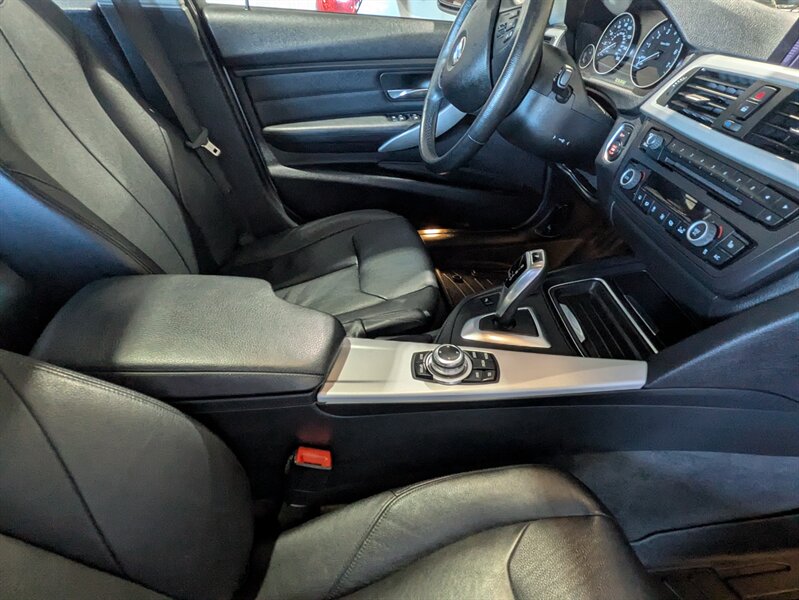 2013 BMW 3 Series 328xi xDrive - Photo 16 - Edmond, OK 73003