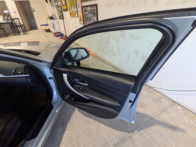 2013 BMW 3 Series 328xi xDrive - Photo 12 - Edmond, OK 73003