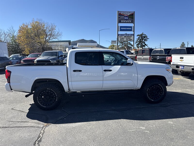2019 Toyota Tacoma SR V6  